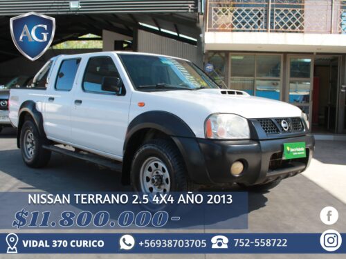 Nissan Terrano 4x4 DX 2.5 año 2013