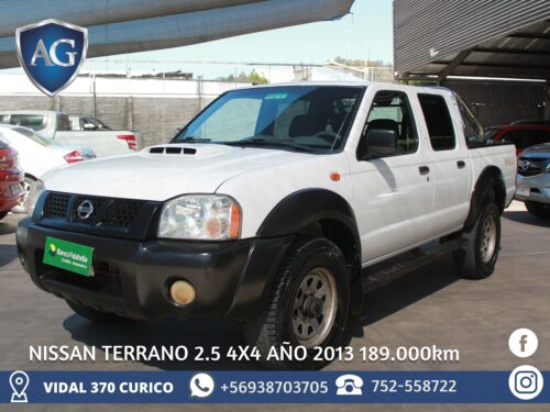Nissan Terrano 4x4 DX 2.5 año 2013 - Imagen 3