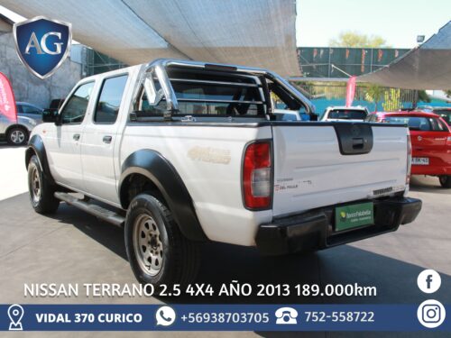 Nissan Terrano 4x4 DX 2.5 año 2013 - Imagen 5