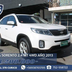 KIA SORENTO 2.4 MT AÑO 2013