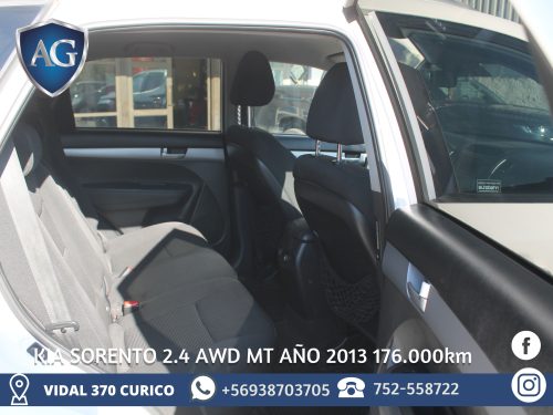 KIA SORENTO 2.4 MT AÑO 2013 - Imagen 9