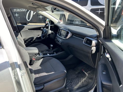 Kia Sorento 2.2 AT año 2020 - Imagen 11