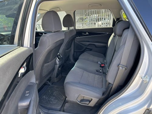 Kia Sorento 2.2 AT año 2020 - Imagen 2