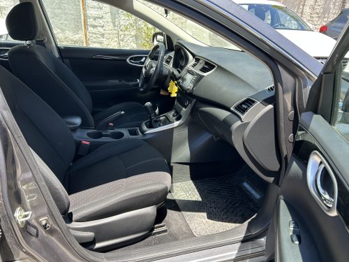 Nissan Sentra 1.8 MT año 2019 - Imagen 8