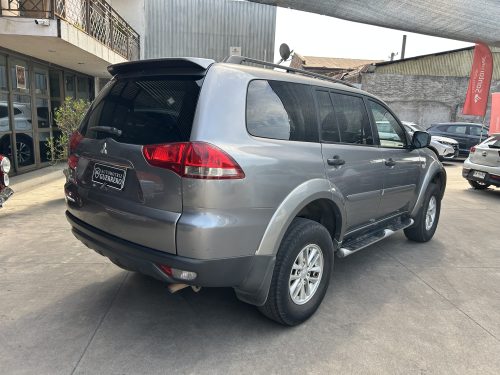 MITSUBISHI MONTERO SPORT G2 AT 2.5 AÑO 2014 - Imagen 7