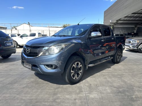 Mazda BT-50 3.2 AT año 2018 - Imagen 3