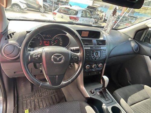 Mazda BT-50 3.2 AT año 2018 - Imagen 13