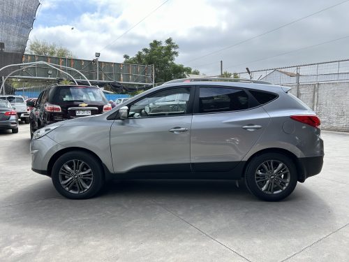 Hyundai Tucson 2.0 MT año 2015 - Imagen 5