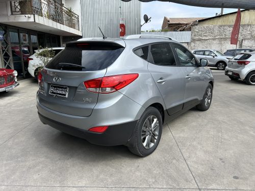 Hyundai Tucson 2.0 MT año 2015 - Imagen 8