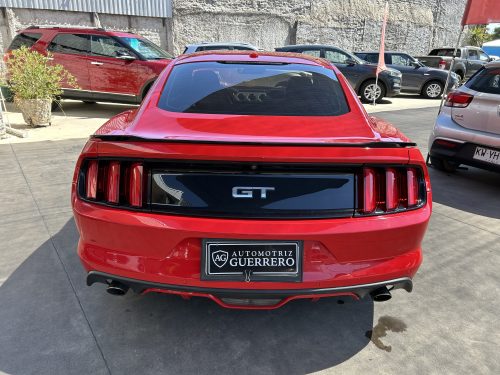 Ford Mustang 5.0 AT año 2018 - Imagen 4