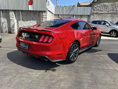 Ford Mustang 5.0 AT año 2018 - Imagen 6