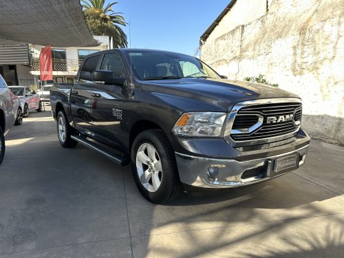 RAM 1500 SLT 3.6 AT año 2021