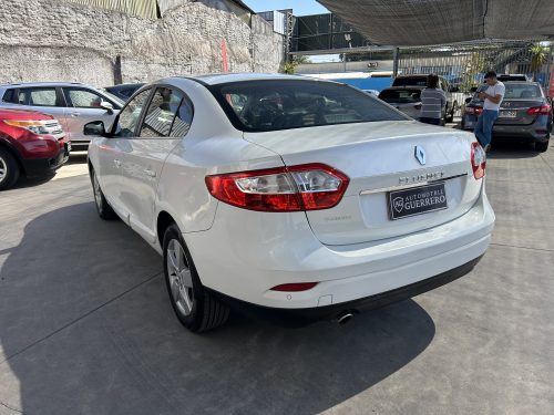 Renault Fluence Privilege 2.0 AT año 2013 - Imagen 5