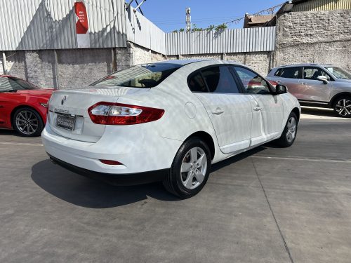 Renault Fluence Privilege 2.0 AT año 2013 - Imagen 6
