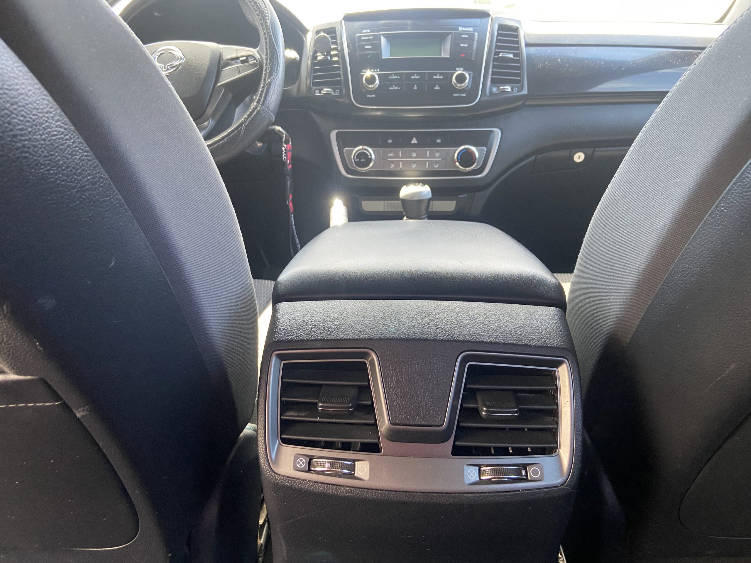 Ssangyong Grand Musso 2.2 MT año 2021 - Imagen 14