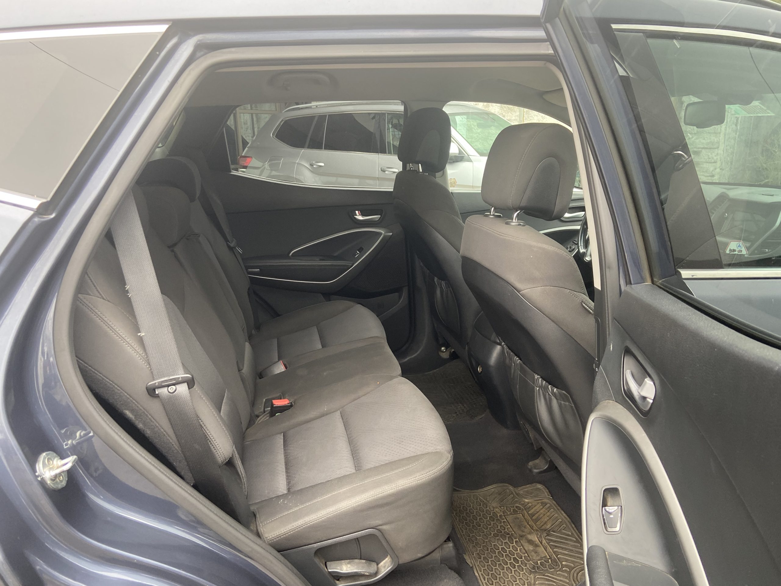 HYUNDAI SANTA FE GLS 2.2 AT AÑO 2018 - Imagen 10