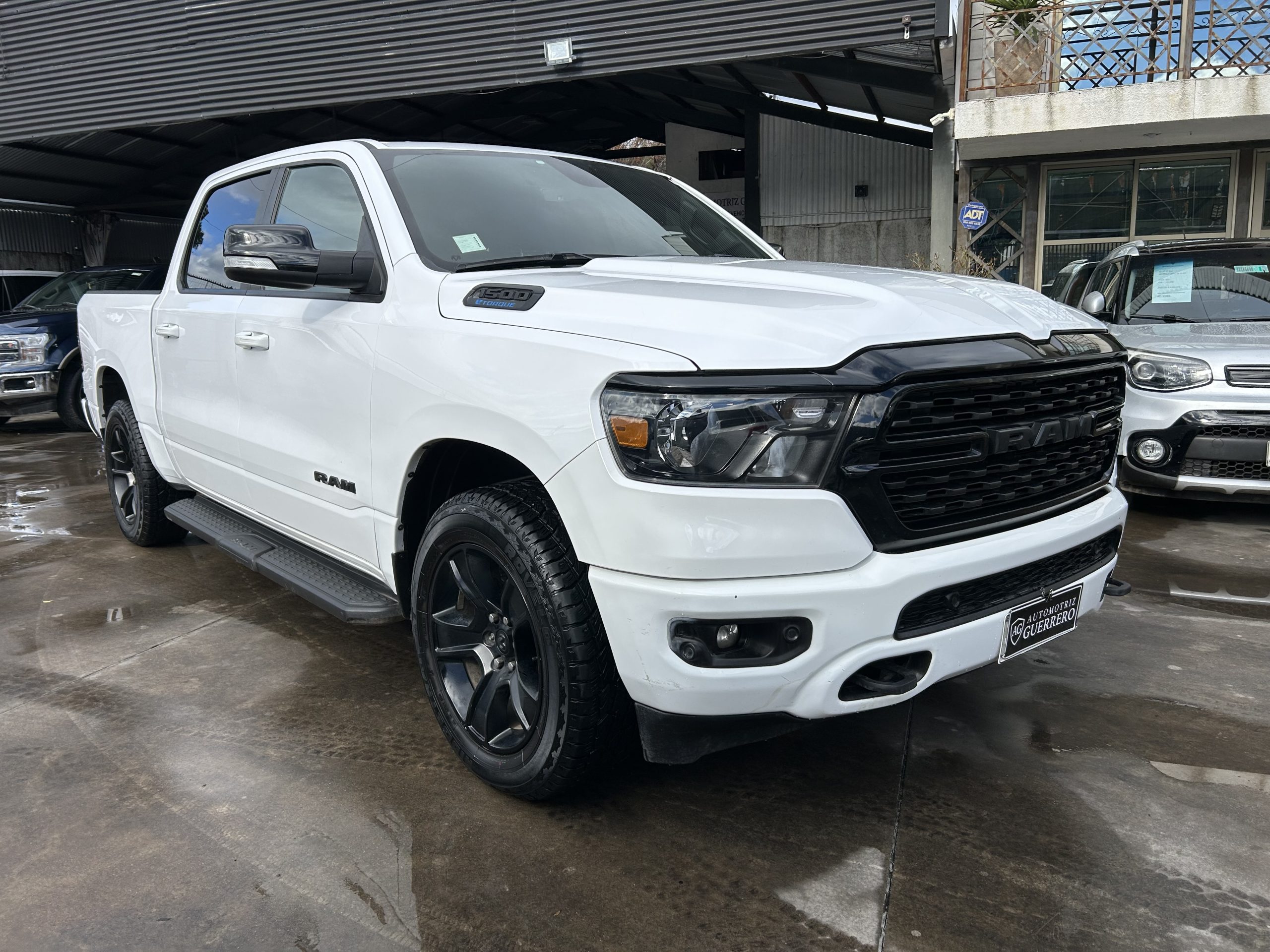 RAM 1500 3.6 BIGHORN AÑO 2023 - Imagen 2