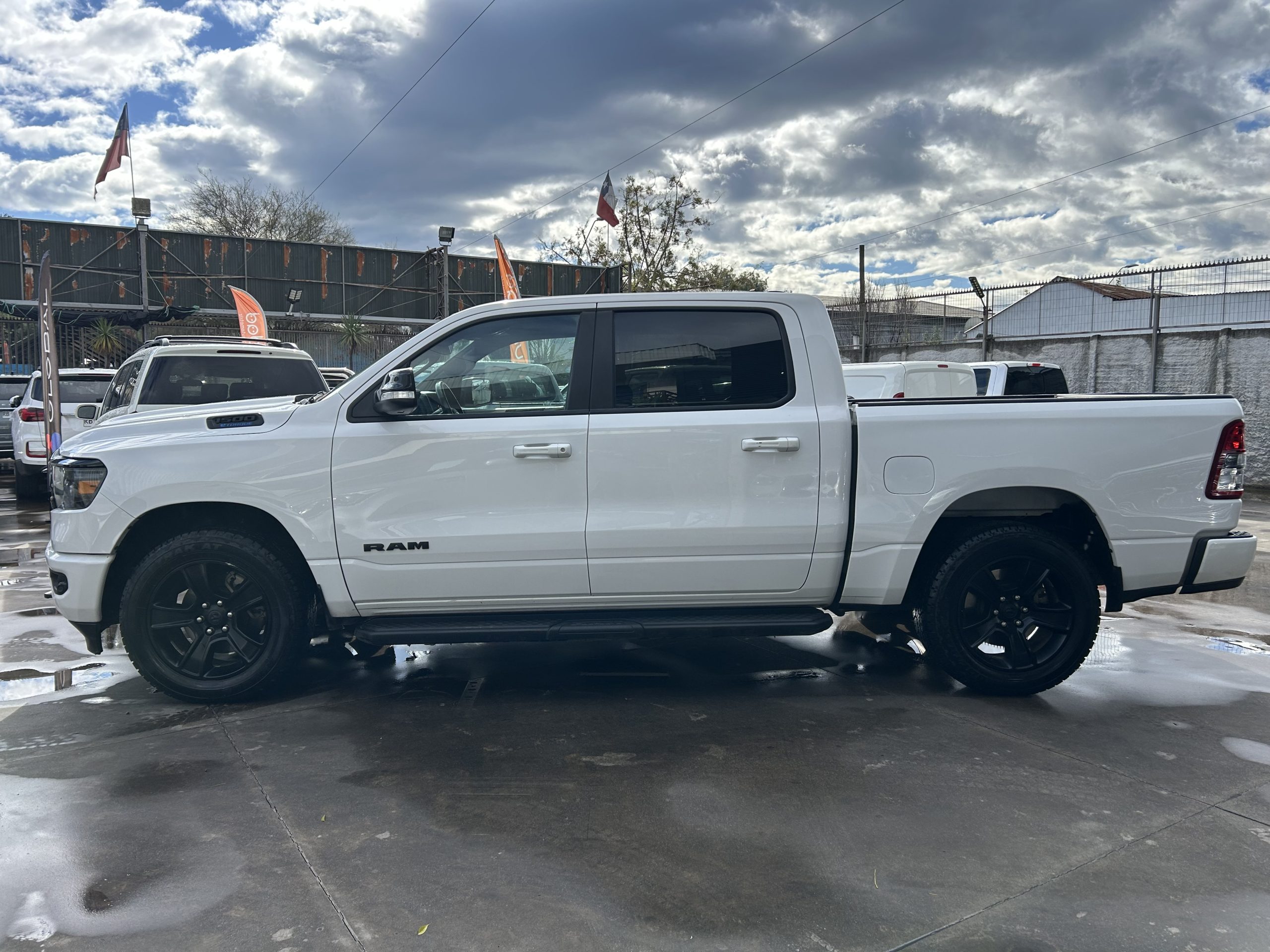 RAM 1500 3.6 BIGHORN AÑO 2023 - Imagen 5